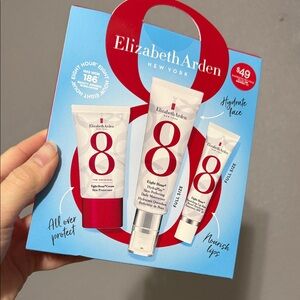 Elizabeth Arden Red and White Skincare Trio